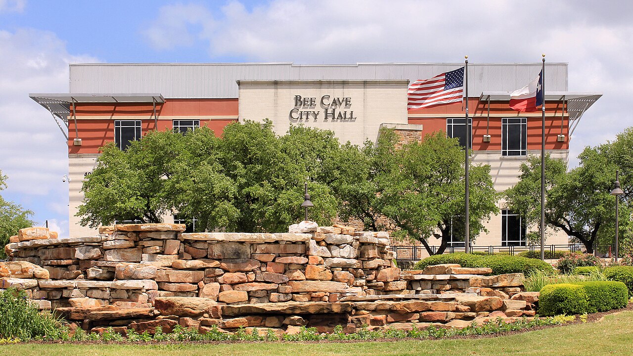 Bee Cave, TX neighborhood served by Austin Moving Services